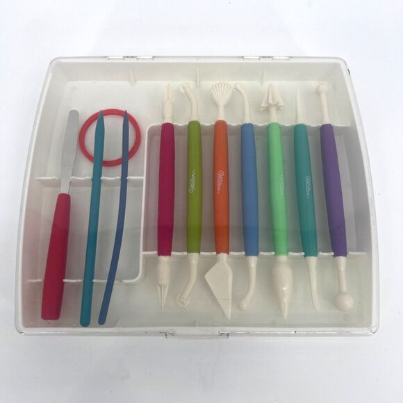 Wilton 10 Piece Fondant & Gum Paste Tool Set w/ Case Cake Decorating Sculpting - Picture 2 of 9